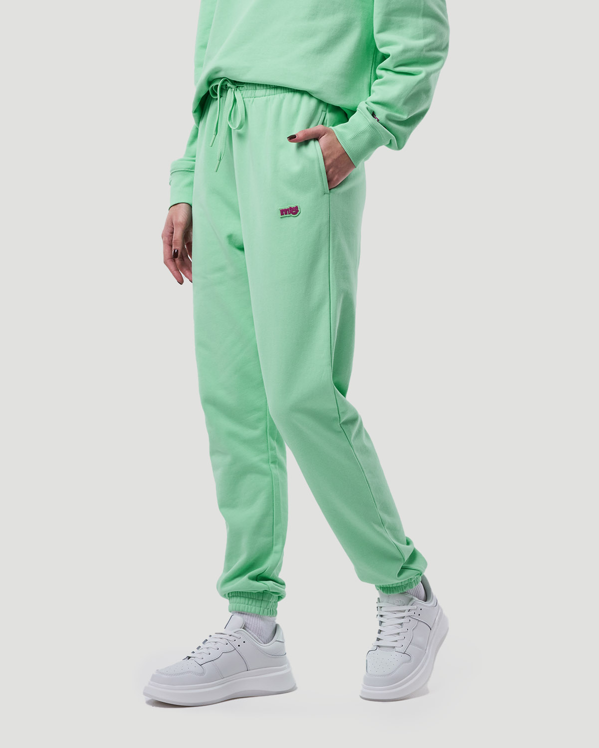 Women&rsquo;s Jogger Pants - Green Ash image number 0