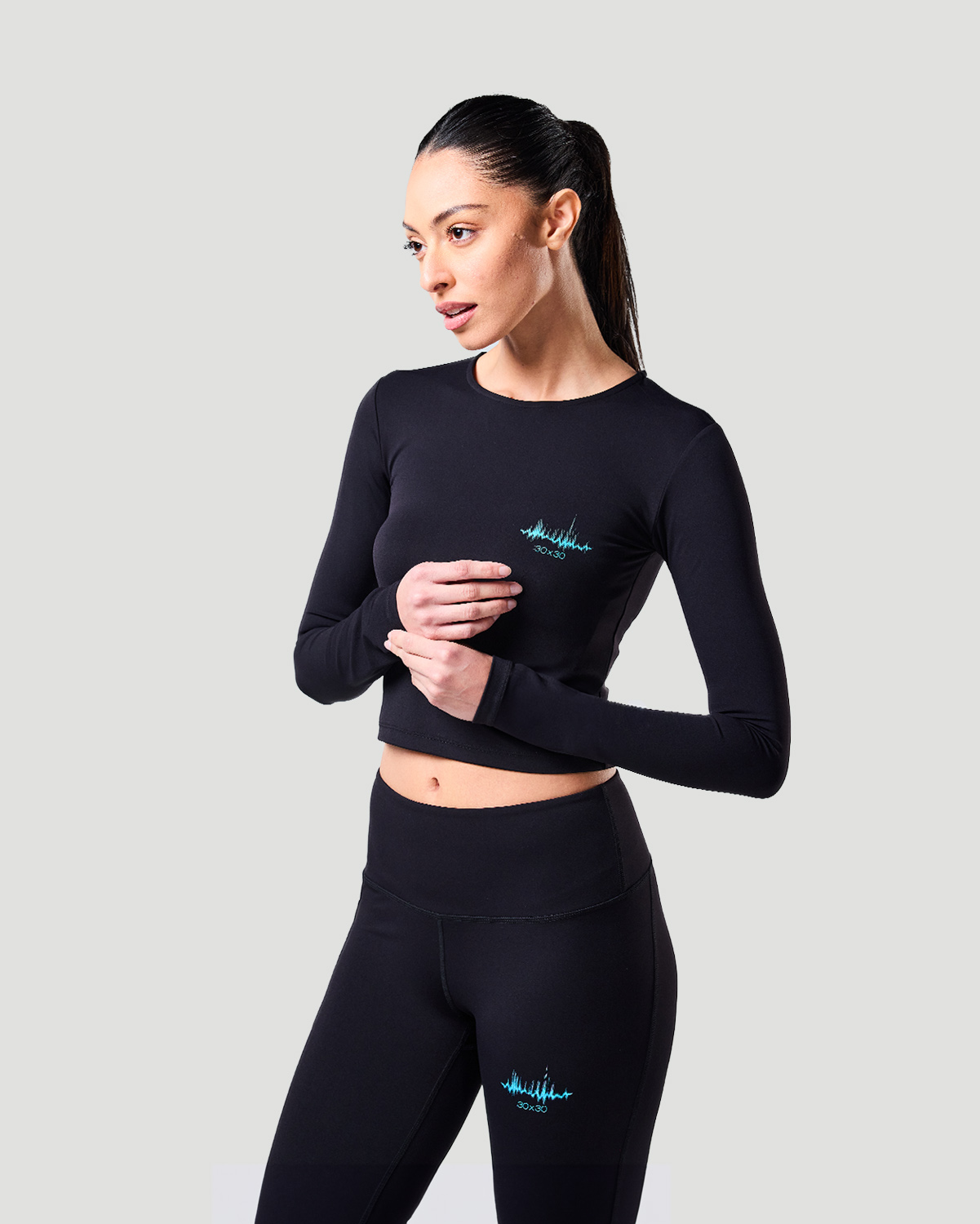 Long Sleeve Crop Top - Jet Black image number 3