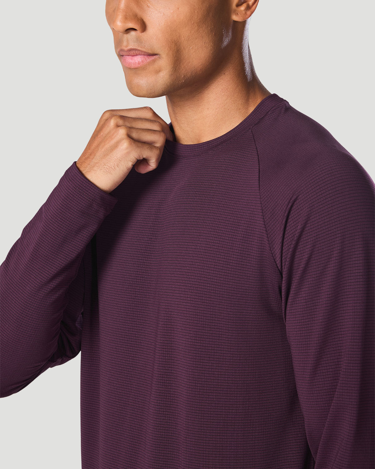 Men's Crew Neck Long Sleeve T-Shirt - Italian Plum image number 2