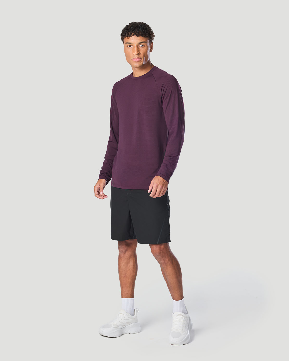 Men's Crew Neck Long Sleeve T-Shirt - Italian Plum image number 4