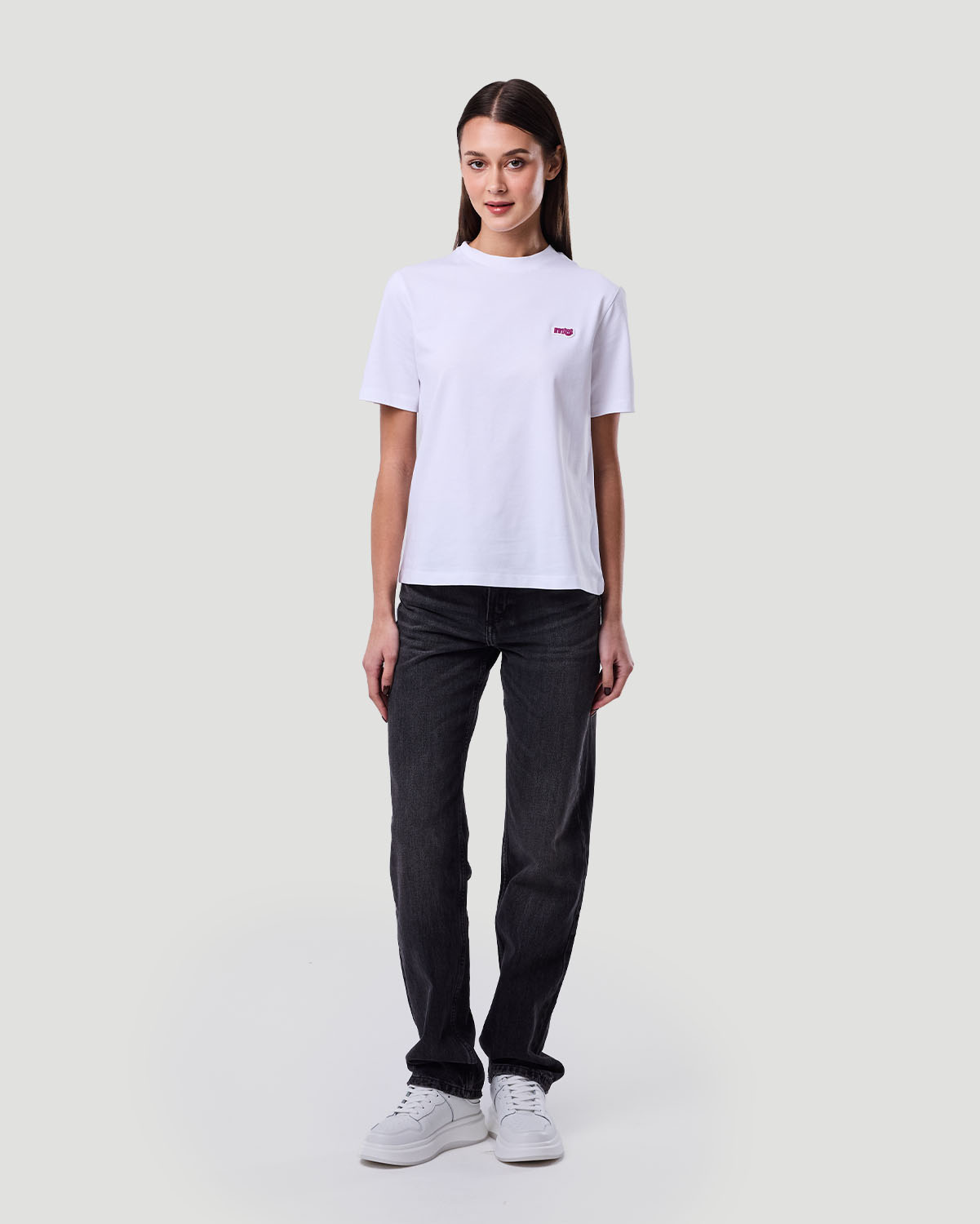 Women's Basic T-shirt - White image number 0