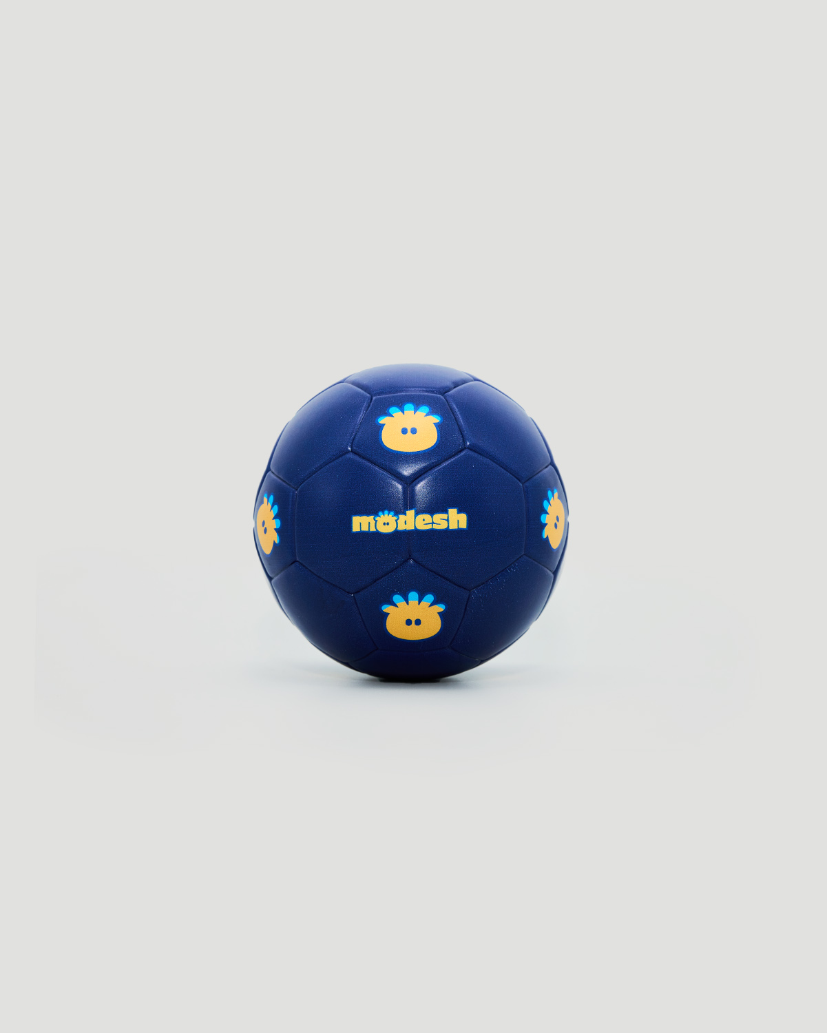 Football - Surf The Web image number 0