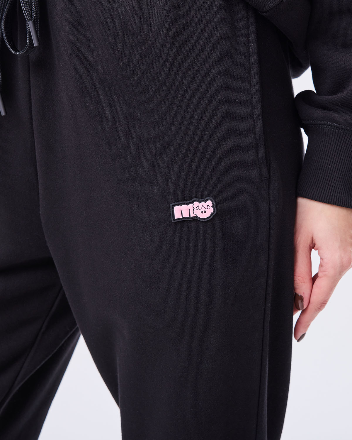 Women’s Jogger Pants - Jet Black image number 4