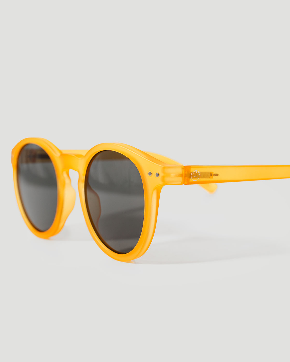 Sunglasses - Yellow image number 4
